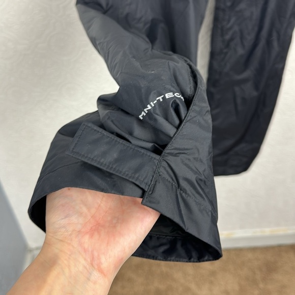 Columbia 100% Nylon Pants Outdoors Swishy Track Snow Rain Hiking Black Weather - Picture 4 of 8